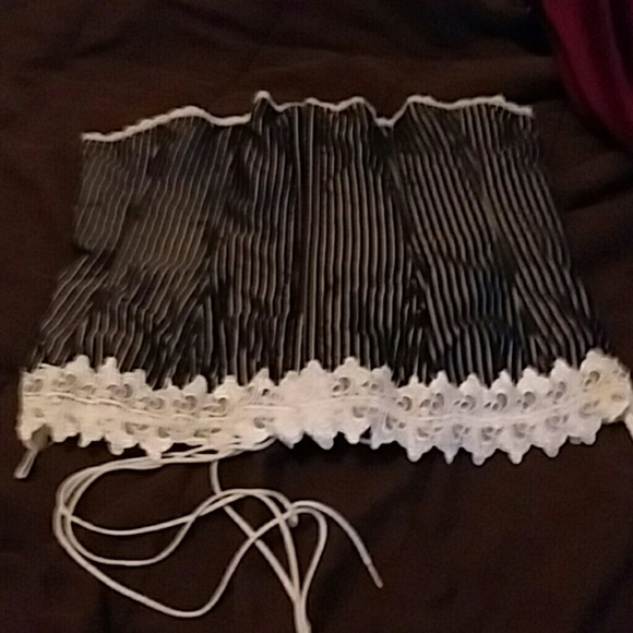 Top - Picture 1 of 2